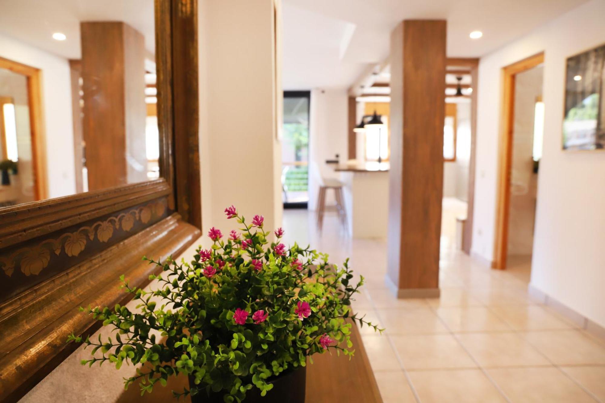 Villa San Lure ฮากา ภายนอก รูปภาพ
